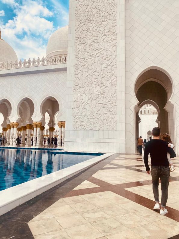Abu Dhabi mit Kindern Tipps Hotel, Ausflug und Flug